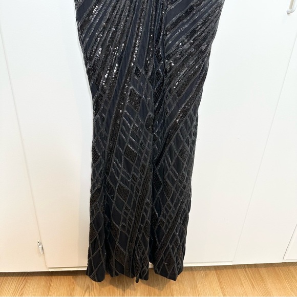 NWT AQUA Mock-Neck Sequined Gown Bloomingdales Exclusive Black Size 10 - Picture 7 of 15